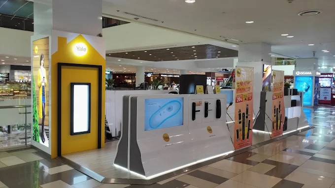 Store Yale in HCM